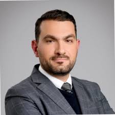 Despite financial institutions' clear desire to harness the capabilities of  generative AI technologies, less than 1 in 10 banks have successfully  outlined a viable roadmap for their implementation.