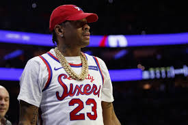 Allen Iverson Has 500 000 Worth Of Jewelry Stolen Talkbasket Net Born allen ezail iverson in hampton, virginia, he grew up very poor to a struggling mother and a father who deserted him. allen iverson has 500 000 worth of