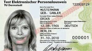 Der staatsangehörigkeitsausweis wird deutschen staatsbürgern auf antrag und nach prüfung, wenn zweifel bestehen könnten und diese nicht durch andere urkunden (z. Renate Mustermann