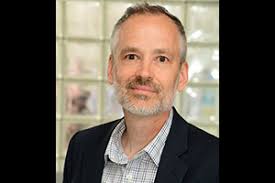 Travis Kraus, IISC Director Receives Civic Engagement Leadership Award