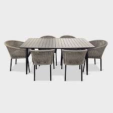 Diy Outdoor Table What To Do With Leftover Composite Decking In 2020 Diy Outdoor Table Outdoor Tables Outdoor Dining Table