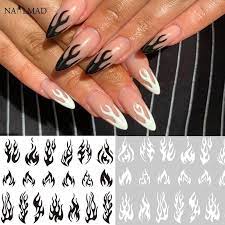 Uñas beige decoración de uñas negras diseños de uñas french uñas coloridas estilos de peinado para boda uñas con flores uñas manos uñas cortas uñas lindas. Pin En Products