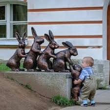 Imgur The Most Awesome Images On The Internet Fun With Statues Bunny Statue Animals