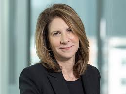 N.Y.U. Chooses Linda Mills as Its Next President