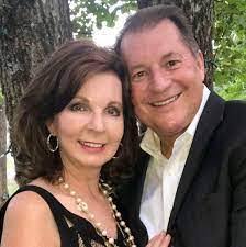 Veronica Mcglothlin's Instagram, Twitter & Facebook