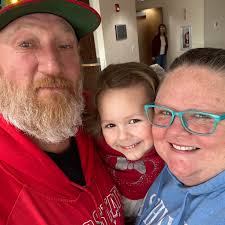 Mayor Linda Horning-Pitt was out today trimming shrubs in our downtown  area. If anyone is looking to volunteer to help our community let us know!  Our next meeting is June 2nd at