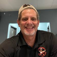 What are the best options for traveling in Panama without a car?