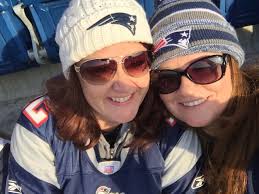 Robin Dickie (@epoxygirl)