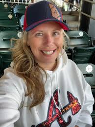 Cute Family Portraits and Thanksgiving Day Outfits at Roxy Outlet in North  Georgia