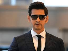 He started off as a small actor but now turned to a most loved celebrity in indian movie industry. Mahesh Babu Exposes Top Stars