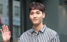 Quelques heures plus tard, les deux agences ont. Choi Tae Joon Pacar Park Shin Hye Dipuji Ketahuan Diam Diam Lakukan Ini Saat Wamil