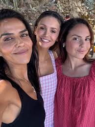 Saura Lightfoot-Leon's sharp sophistication at The Agency Premiere