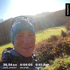 RUNNNNN!!! PERFECT FOR CHRISTMASSSS!!!