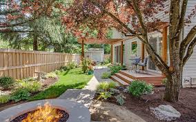 We love to use pots, especially for clients who want color in different parts of the yard, says peyton. Low Maintenance Landscape Design Using Oregon Native Plants Drake S 7 Dees