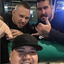 Dustin Simms's Instagram, Twitter & Facebook