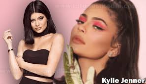 Kylie jenner is an american reality television personality, model, entrepreneur, socialite, and social media personality. Kylie Jenner Bio Family Net Worth Kids Partner Age Height And More