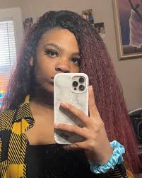 Lisa Easterling (@1mzposh) • Instagram photos and videos