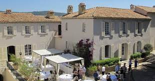 The fort de brégançon served as the official retreat of the president of france from 1968 to 2013. Francois Hollande A Decide D Ouvrir A La Visite La Residence Presidentielle Varoise Le Fort De Bregancon Attraction De L Ete