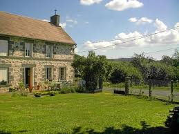 Donc louise, s'apercevant que l'une des filles de la maison aime particulièrement patouiller dans l'argile sur le tour de l'atelier de poterie du coin, a eu. Maison De Vacances Gite O Petit Bonheur Langleria France Langlerial Booking Com