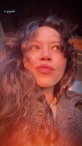 Wise Gal Melissa Milano