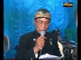 Hadlrotal mukarrom poro alim ulama' poro kyai ingkang satuhu dahat kinurmatan. Contoh Pambuka Pranatacara Mc Jawa Youtube