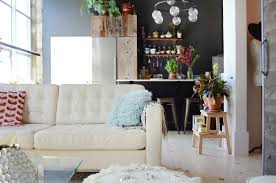 A Renter Found This Gorgeous Modern Loft In A Former Elementary School On Craigslist Modern Loft Remodeling Inspiration House Interior
