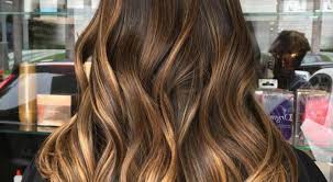 Denn am heutigen tag gelingt ihrem friseur ihr haarschnitt nach dem mondkalender besonders. 5 Tipps Fur Eine Perfekte Balayage