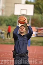 Michał szewczyk to wybitna postać polskiego kina i teatru. Michal Szewczyk Policjant Z Komendy Wojewodzkiej Zdjecie Nr 8 Zycie Pabianic