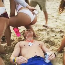 Fort lauderdale changed its spring break scene in the '80s. Spring Break Photos From 2018 All The Way Back To The 1930s Pinpoint Moment Nudity Sex And Wild Parties Started