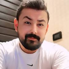 اغنى الدول العربية لعام 2023 «حسب نصيب الفرد» : 1- قطر 5 عالمياً 2-  الإمارات 20 عالمياً 3- الكويت 28 عالمياً 4- البحرين 42 عالمياً 5- السعودية  44 عالمياً 6- عمان 47 عالمياً 7- العراق 98 عالمياً 8- ليبيا 103 عالمياً 9-  الأردن 118 عالمياً 10- مصر 120 عالمياً