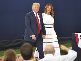 However, people may be staring at you as you walk. Melania Trump Style As First Lady Photos Of Melania Trump Fashion
