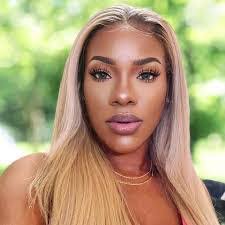 Crystal Burchell's Instagram, Twitter & Facebook