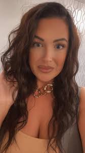 Hi, I work for a digital agency based in Oxfordshire that's looking for  actors to join us for a video/photoshoot for one of our clients in Aberdeen 