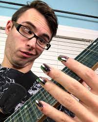 Steve Terreberry Stevie T Some Guitar Riffs Are So Easy You Can Play It With Fake Nails On Facebook
