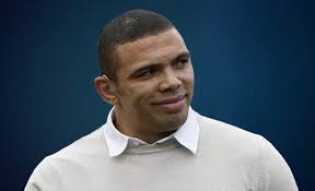 Famous Faces Bookings