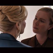 Hacks Deborah and Ava Pool Scene