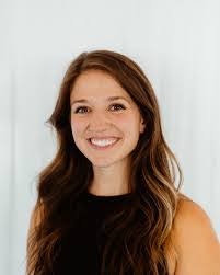 Emily Lofton's Instagram, Twitter & Facebook