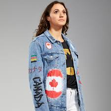 Gleichzeitig war der tag aus deutscher sicht aber auch ein bisschen beschissen, was aber weder. Shitstorm Fur Das Kanadische Olympia Team Wegen Einer Jeansjacke Stern De