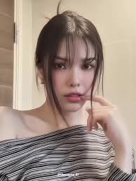 Tracys Dog Sonya Maya