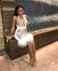 Birthday Outfits For 15 Year Olds Black Girls Go Follow Blackgirlsvault For More Celebration Of Black Beauty Excellence And Culture Cluboutfi 21st Birthday Outfits Birthday Outfit Girls Formal Wear