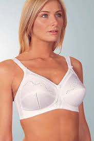 Бюстгальтер Soft Triumph Doreen + Cotton 01 N 0003 90E белый