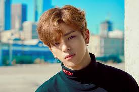 Stray kids officially debuted on march 25, 2018, with their lead single district 9 and ep i am not. Stray Kids Woojin Departs From Stray Kids And Jyp Entertainment