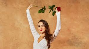 Das war die studentin, _____ ich am sonntag im theater war. Findet Bachelor Girl Maria Auch Pietro Lombardi Lecker Promiflash De