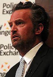 Matthew perry announces engagement to molly hurwitz. Matthew Perry Schauspieler Wikipedia