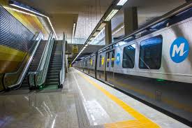 Rio metro/rio transit is a transit company that offers a scheduled or flexible route system. Incendio Interrompe Operacao Do Metro Rio Via Trolebus