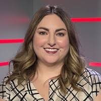 Caitlin Meade's Instagram, Twitter & Facebook