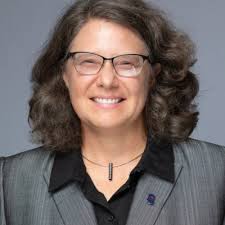 I really love when the @whitehouse calls! Thank you, @flotus ♥️🤍💙🇺🇸