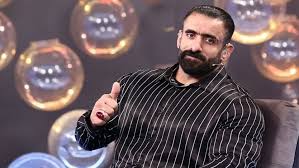 ببینید | بیت باکس زدن هادی چوپان وسط برنامه تلویزیونی!