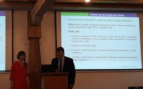 V roce 2011 se stal vedoucím ústavu regionálního rozvoje a veřejné. Gvi Cz Technicke Forum 2019