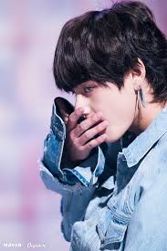 Hd wallpapers and background images. Bts V Fake Love 720x1080 Download Hd Wallpaper Wallpapertip